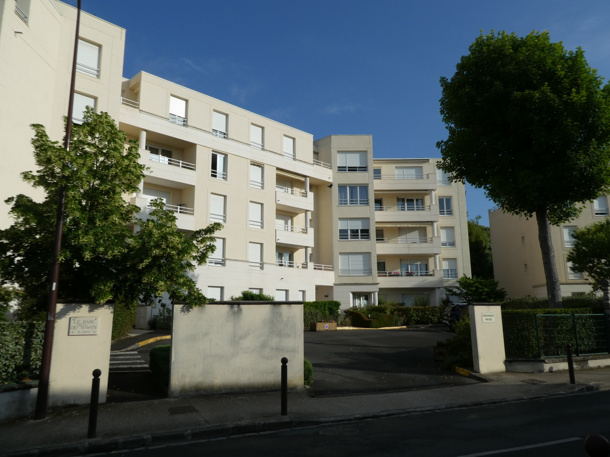 STUDIO MEUBLÉ 30 m2 avec parking en résidence