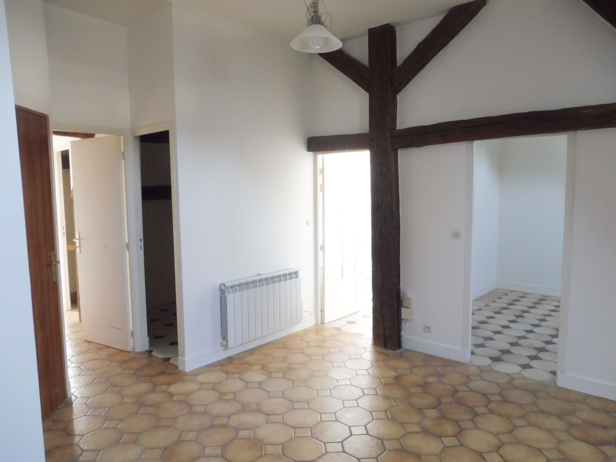 APPARTEMENT 4 pièces 62 m2 (86 m2 au sol) avec parking