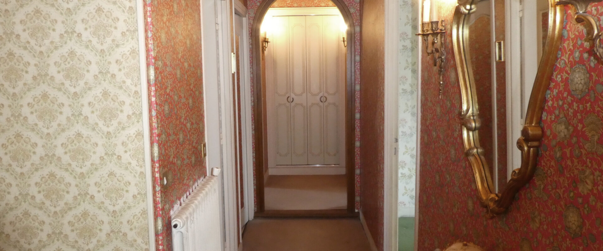 MAISON FAMILIALE EN CENTRE VILLAGE