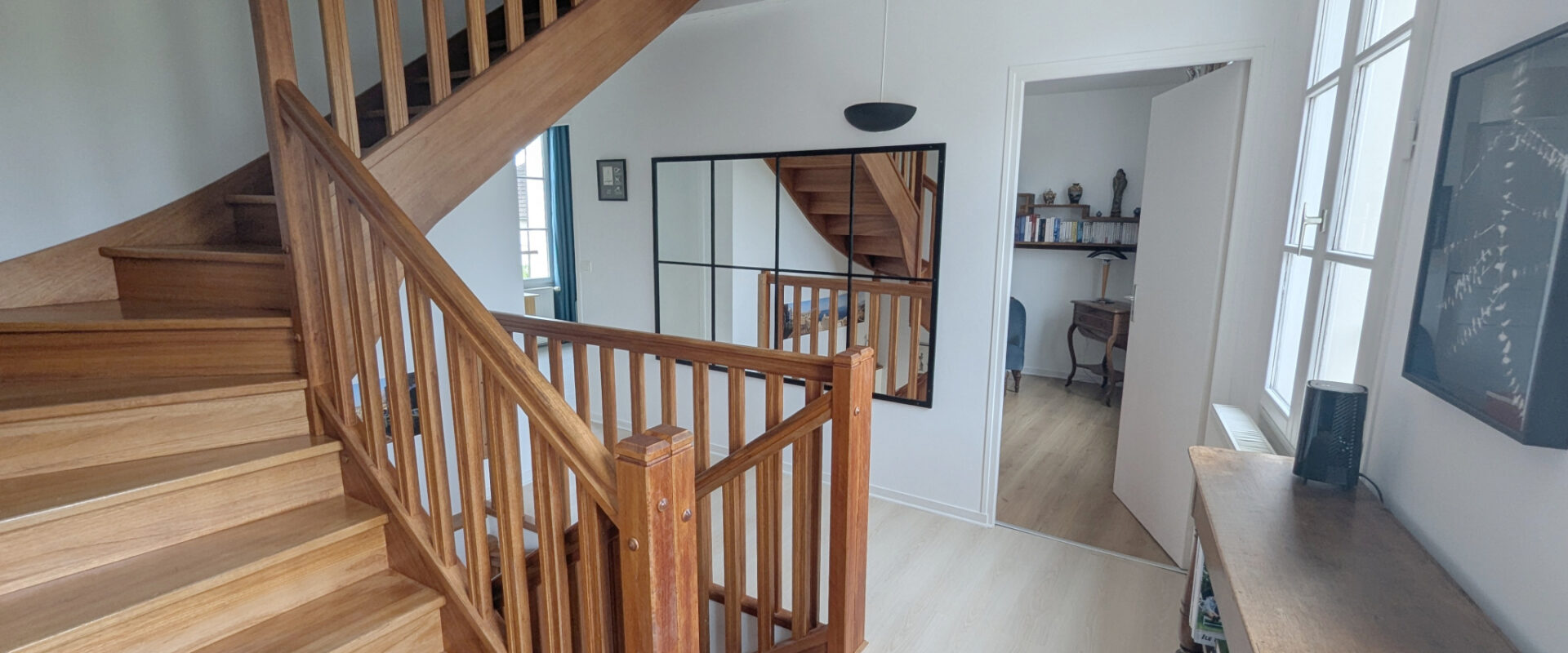 Le charme de l’ancien, maison 7 pièces et 210 m2 env.