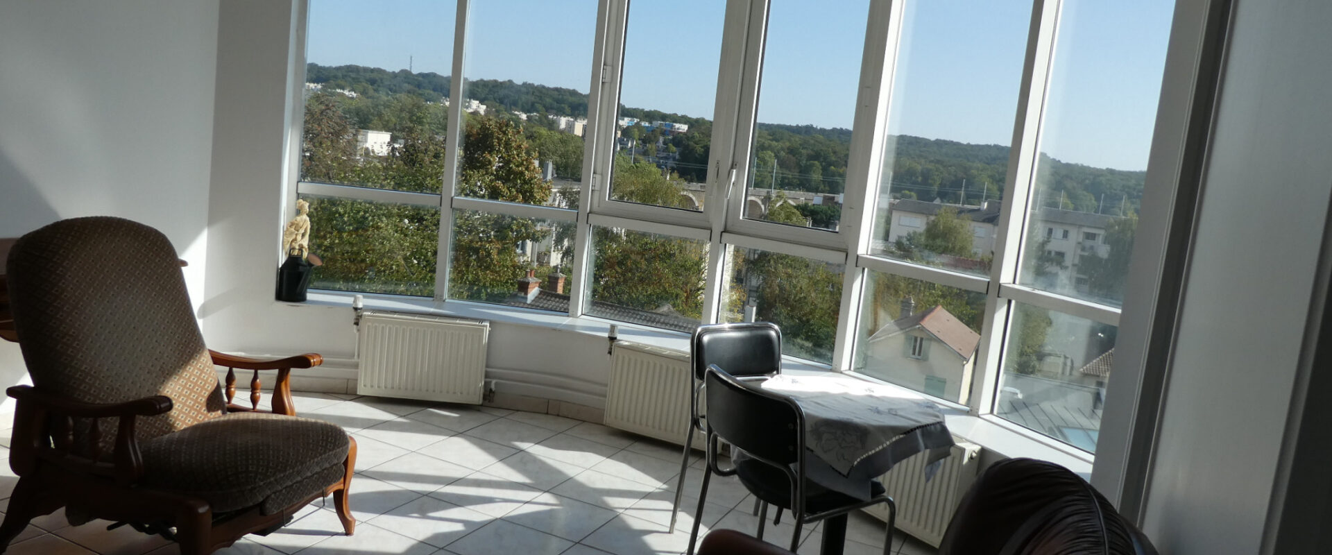 STUDIO MEUBLÉ 30 m2 avec parking en résidence