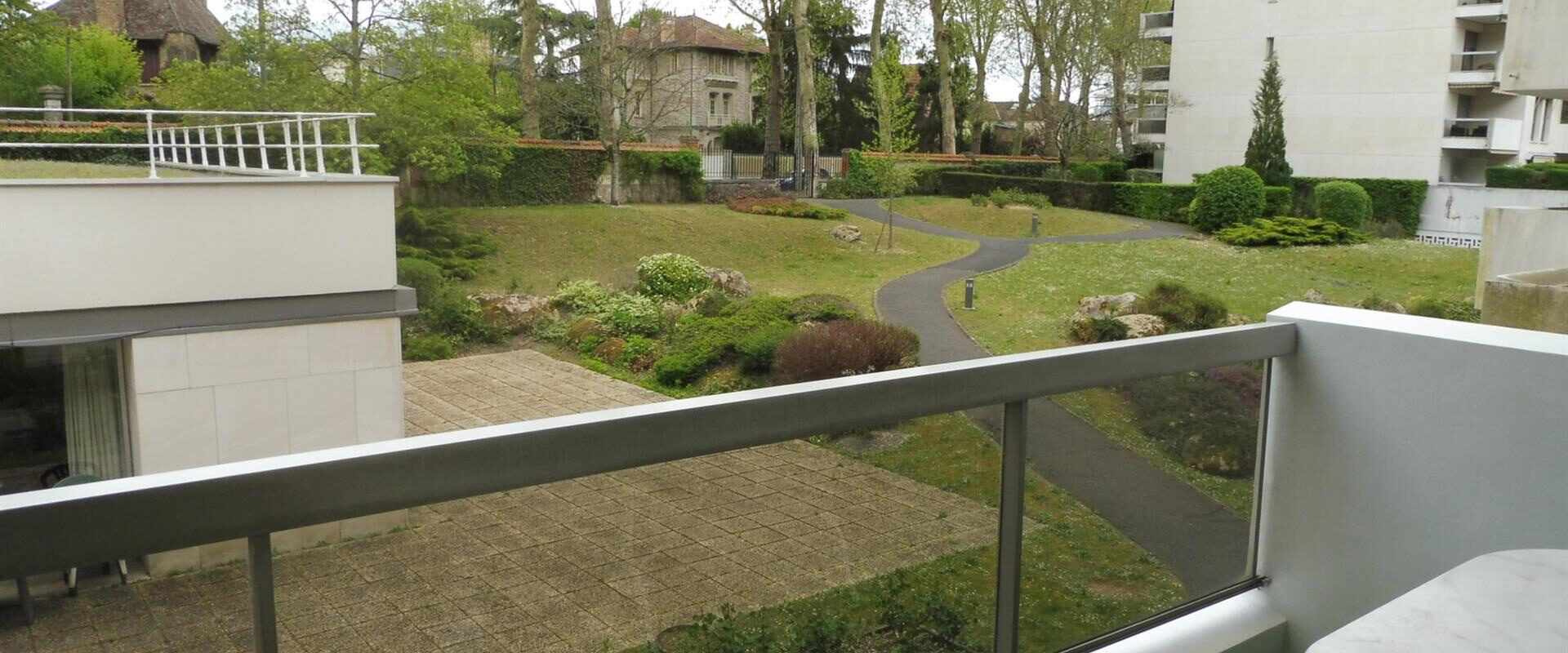 Appartement 2 pièces 52 m2 avec garage en résidence