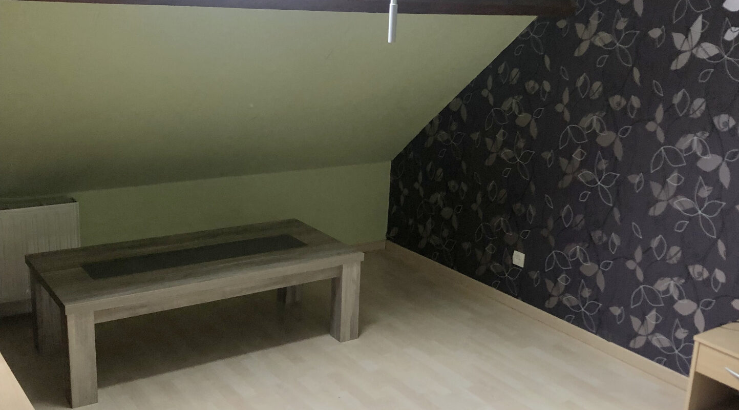 SOUS COMPROMIS. Dans secteur apprécié. aux abords du canal du Loing