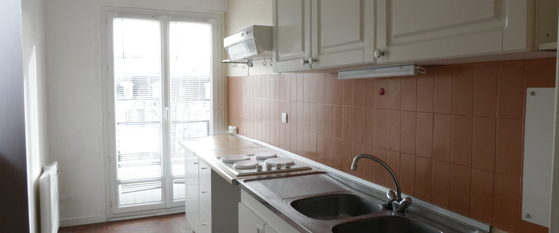 APPARTEMENT 2 PIÈCES en résidence, avec garage