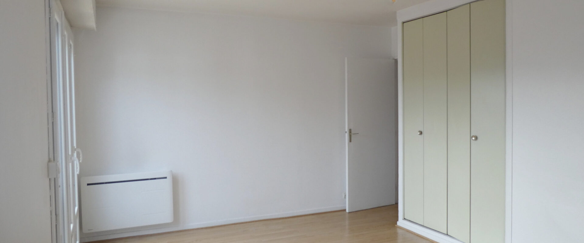 APPARTEMENT 2 PIÈCES en résidence, avec garage