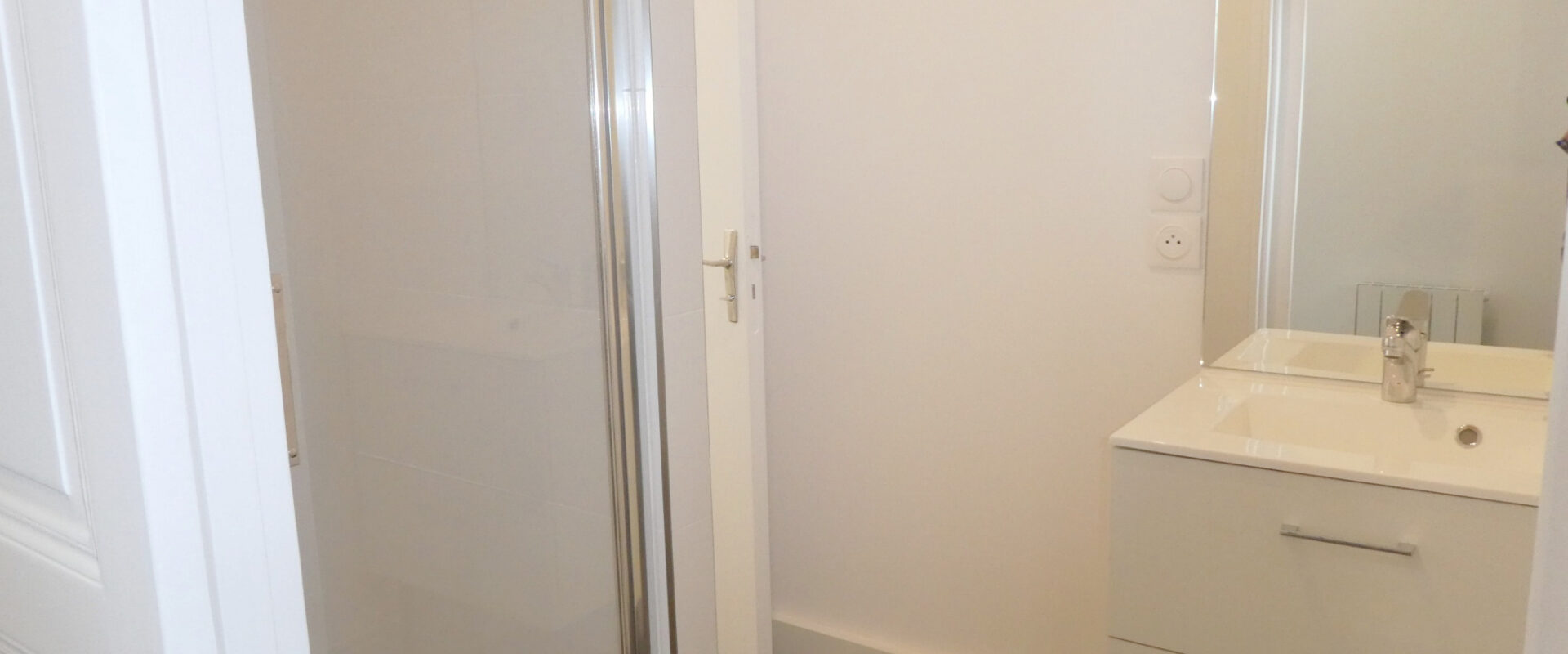 SOUS COMPROMIS. Grand studio en centre Ville