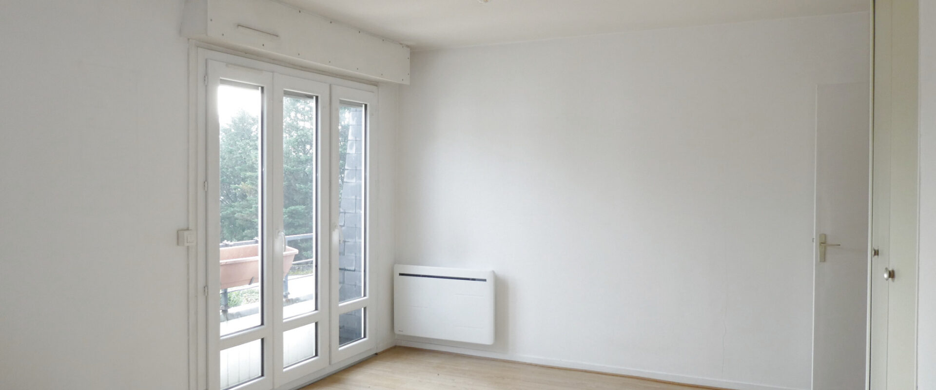 APPARTEMENT 2 PIÈCES en résidence, avec garage