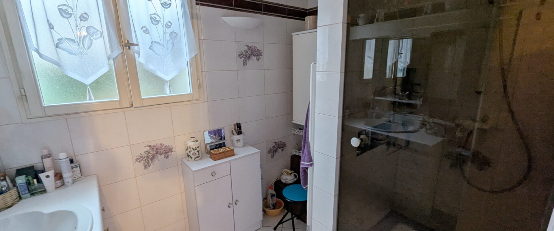 Dans un quartier résidentiel paisible de NANGIS