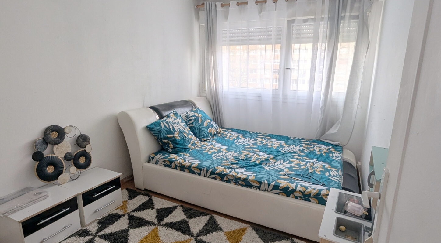 VENDU LOUÉ ! Pour investisseur, appartement 4 pièces et 64 m2.