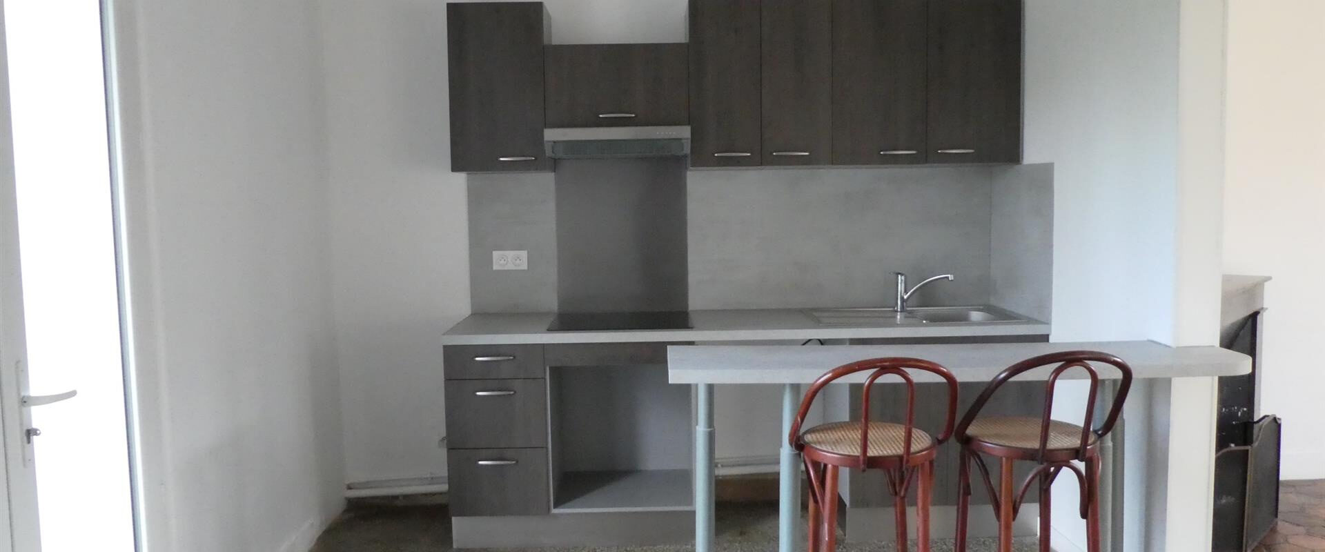 MAISON DE CARACTERE 5 PIÈCES AVEC JARDIN