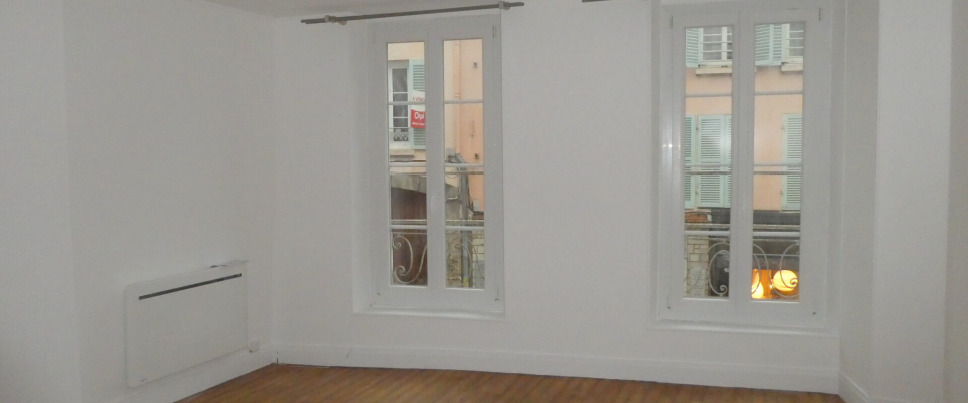 APPARTEMENT 2 PIÈCES 37 m2 à Fontainebleau