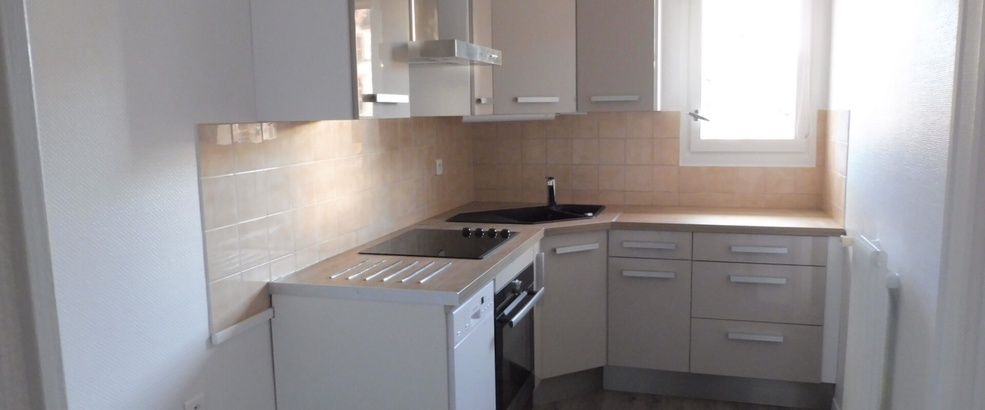 Appartement 3 pièces avec parking