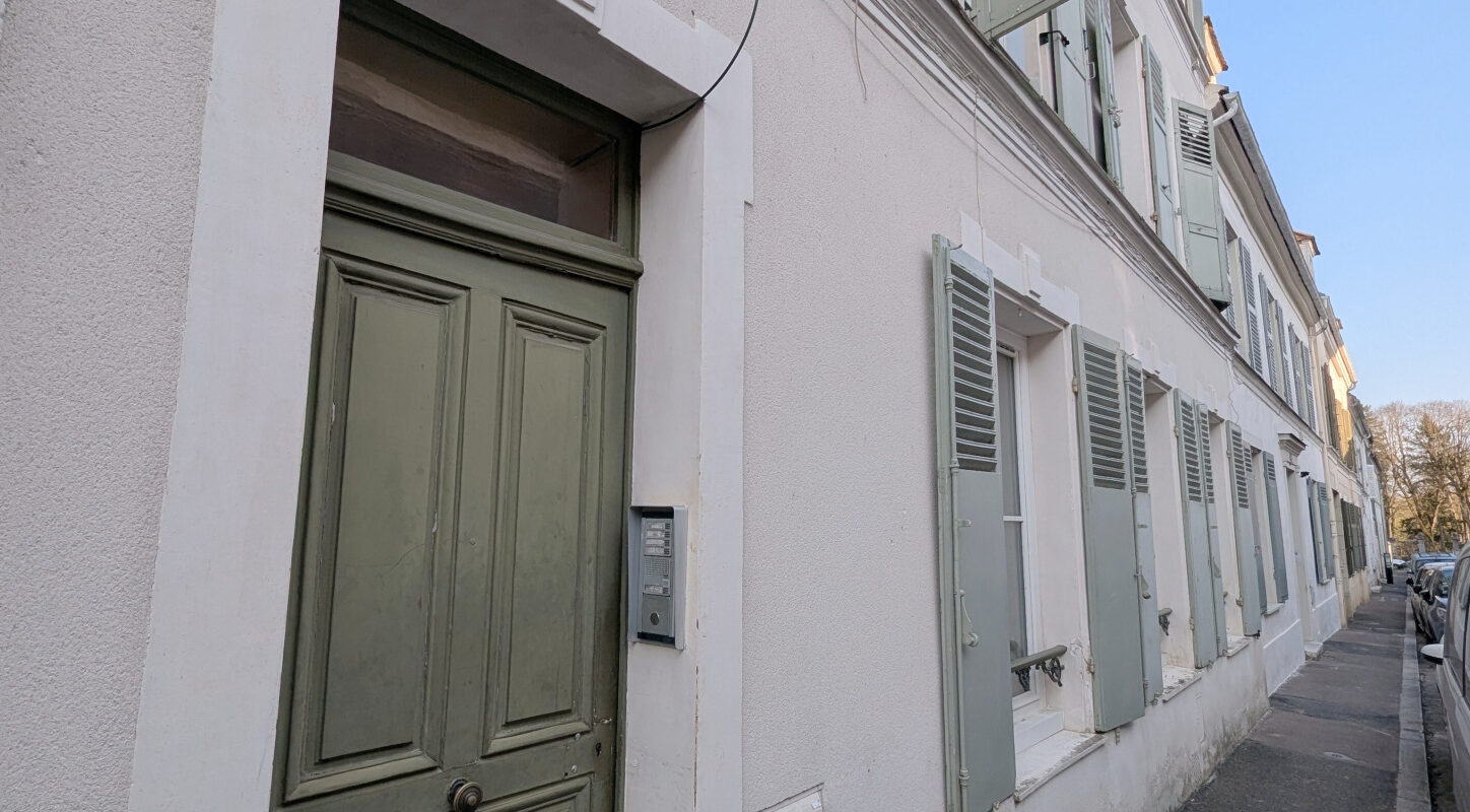 Studio 24 m2 env., centre ville !