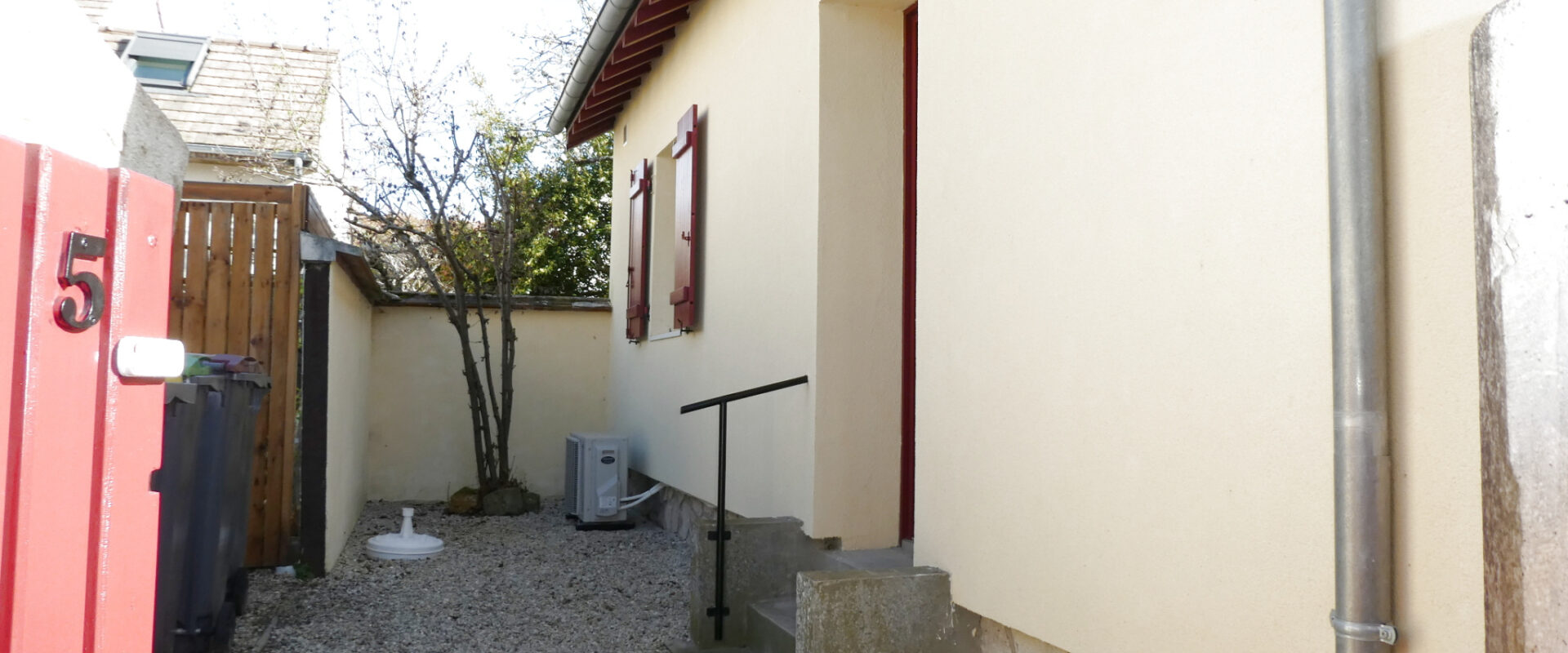 MAISON MEUBLÉE 2 PIÈCES A SAMOIS/SEINE