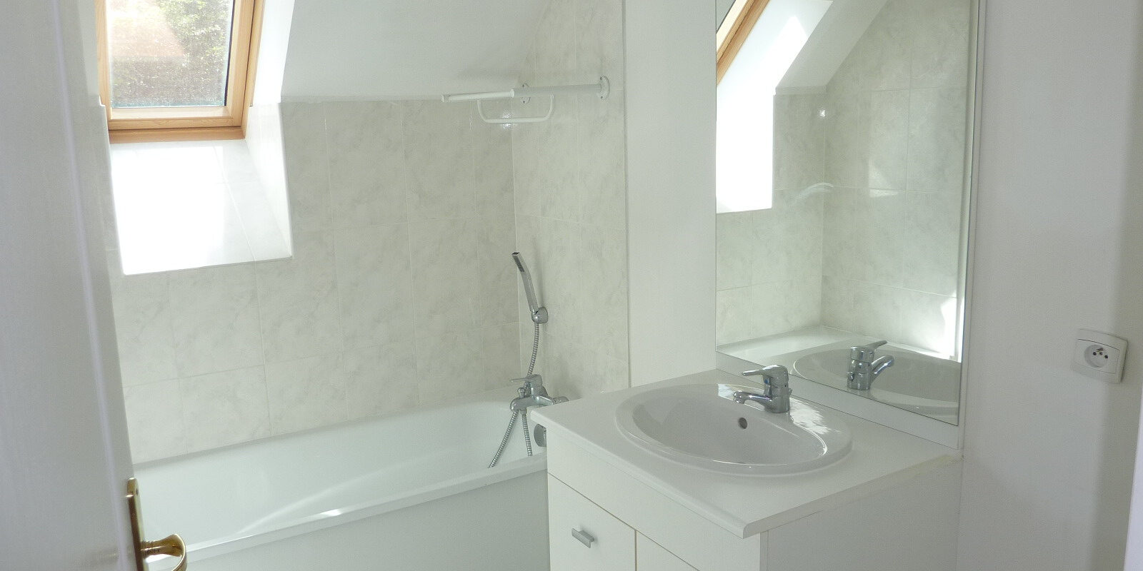 MAISON 6 PIÈCES AVEC JARDIN