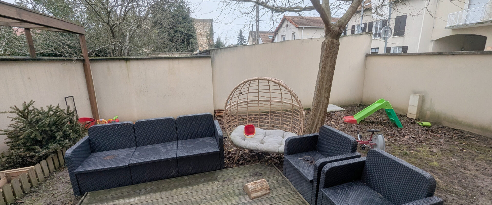 VENDU LOUÉ. Maison de 5 pièces et 106 m2 env., construction 2006 !