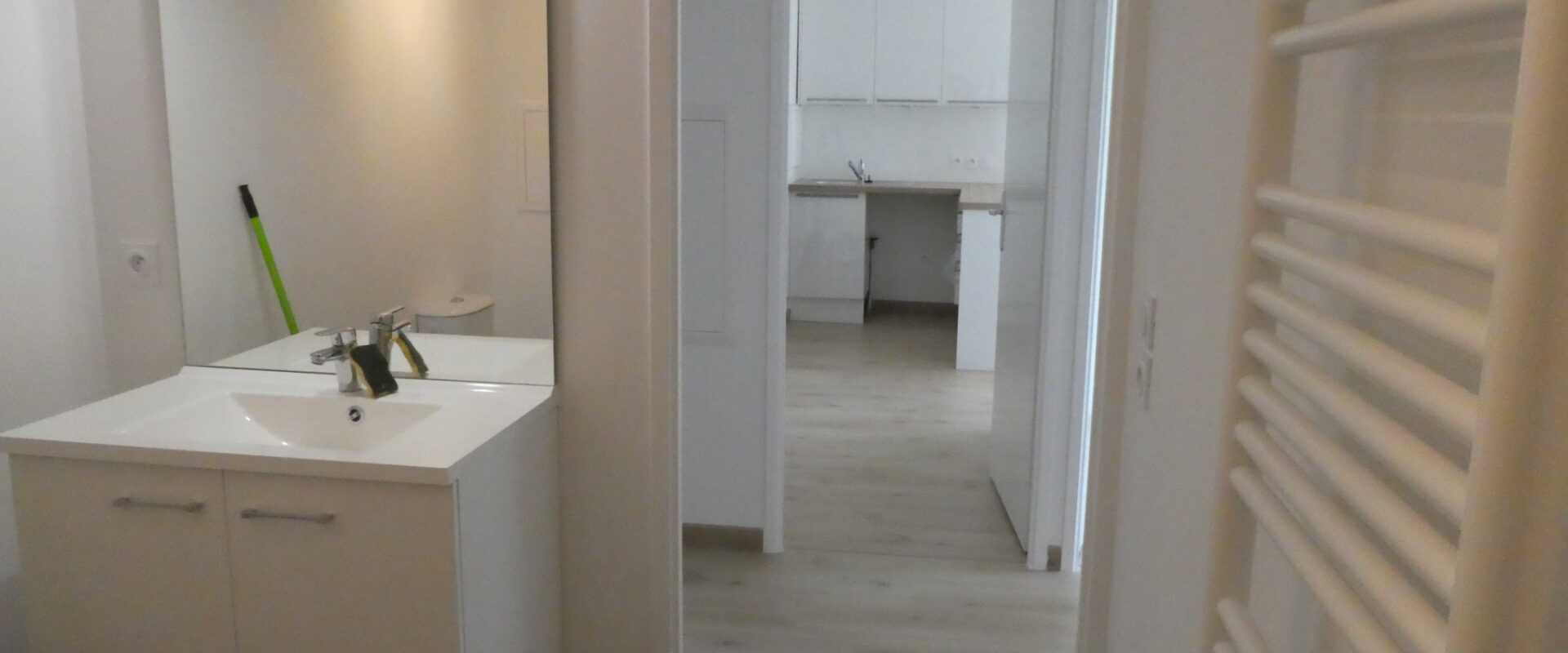 Appartement récent 3 pièces 57 m2 avec balcon