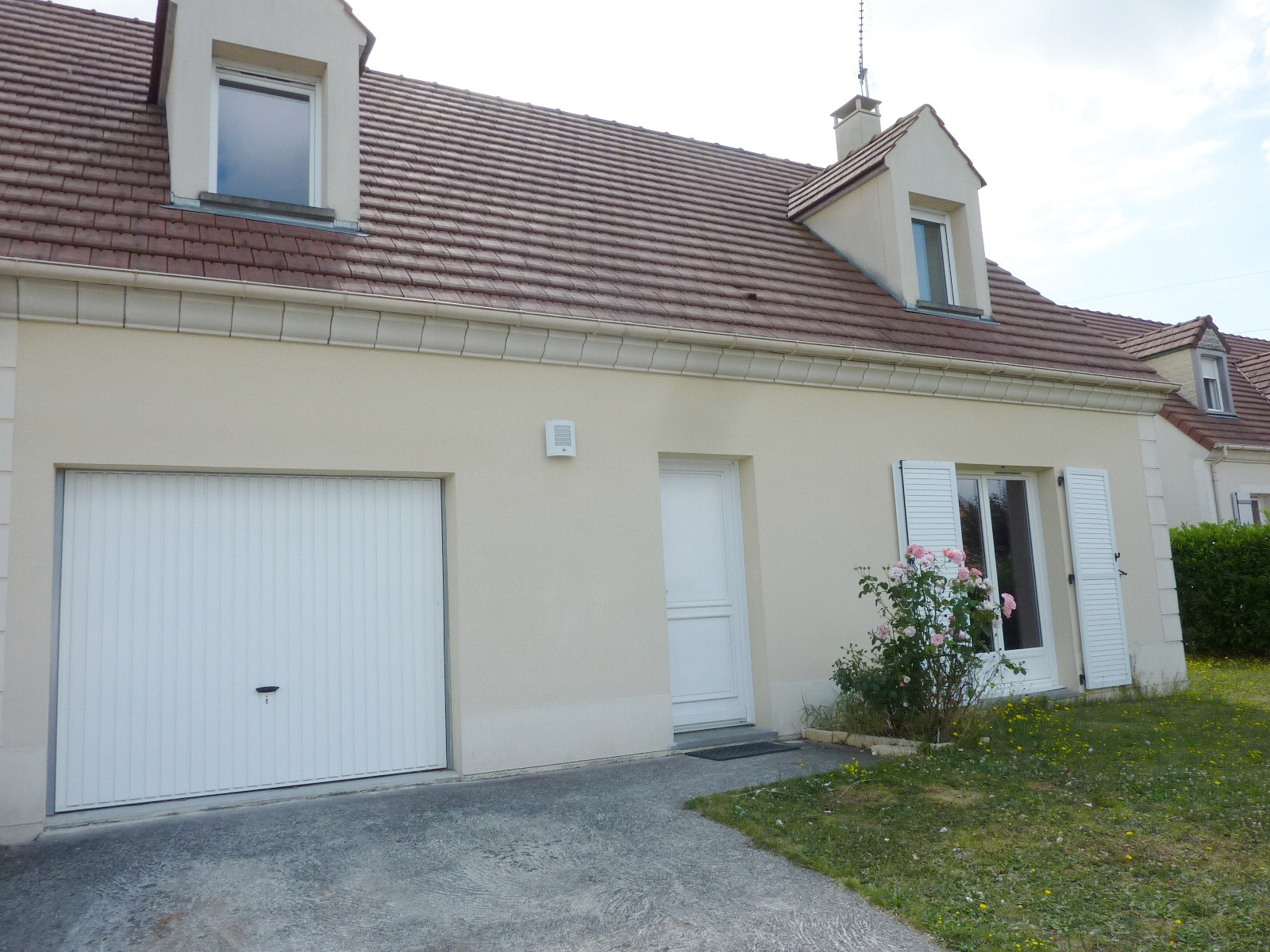 MAISON 6 PIÈCES AVEC JARDIN