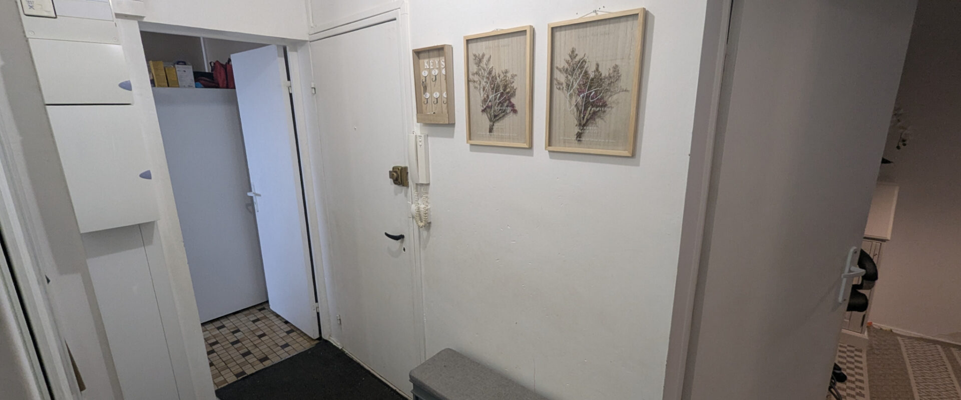 Appartement 4 pièces avec parking, pour investisseur.