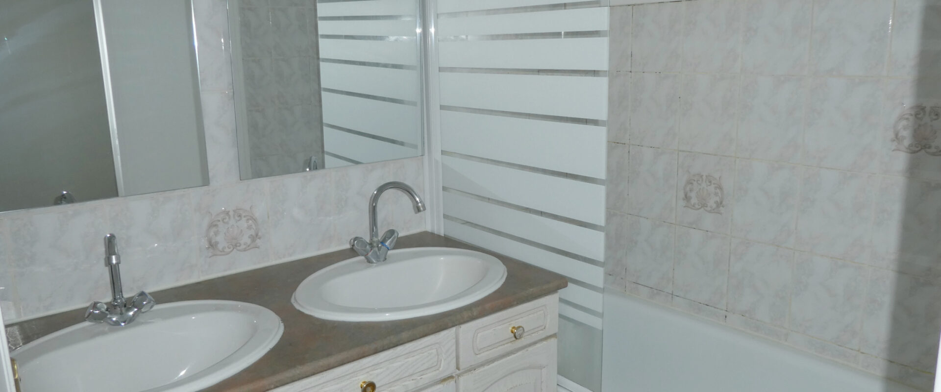 Appartement 3 pièces avec parking, en résidence