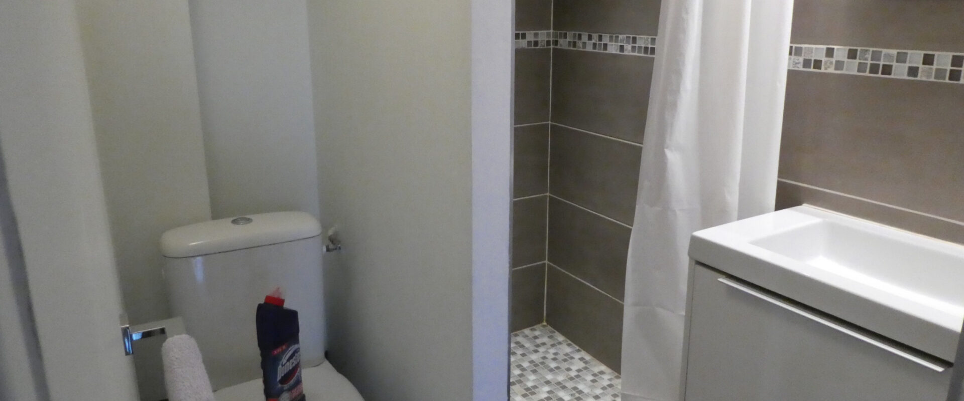 APPARTEMENT 3 PIÈCES MEUBLÉ