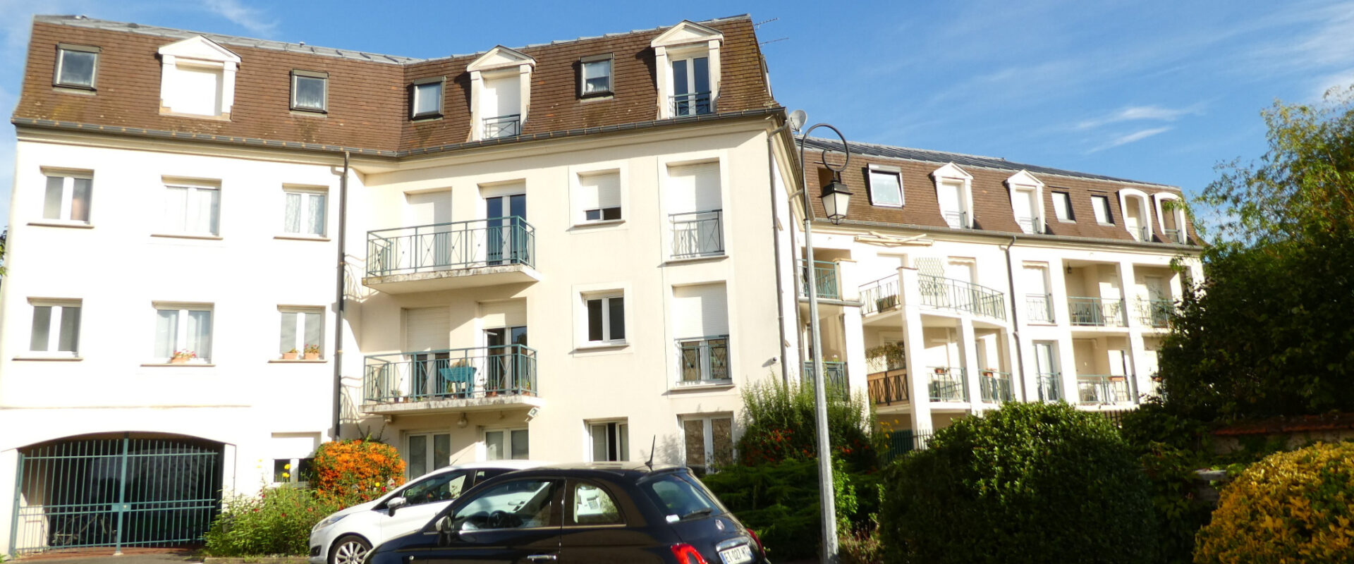 Grand studio vendu occupé en résidence