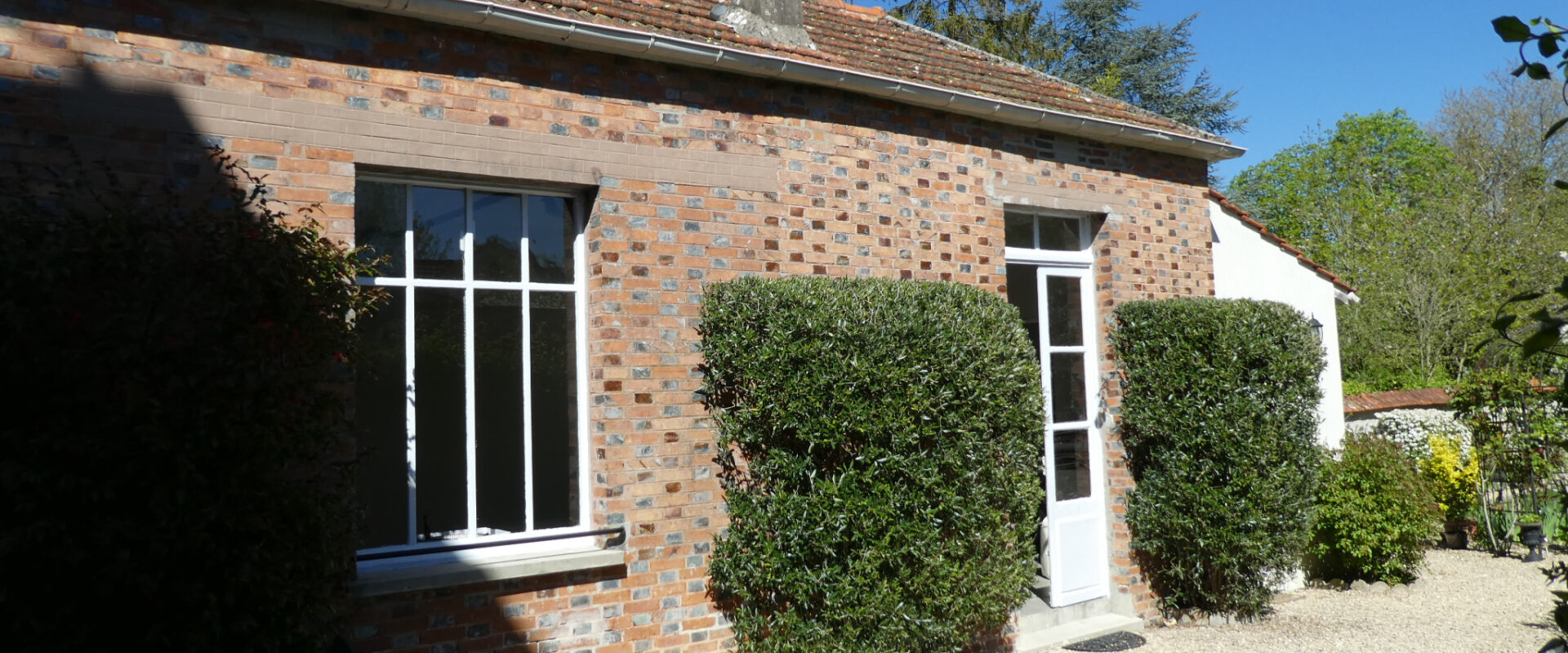 MAISON BOURGEOISE 7 PIÈCES PRINCIPALES A NANGIS (77)