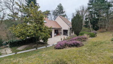 Pour les amoureux de nature en lisière de forêt.