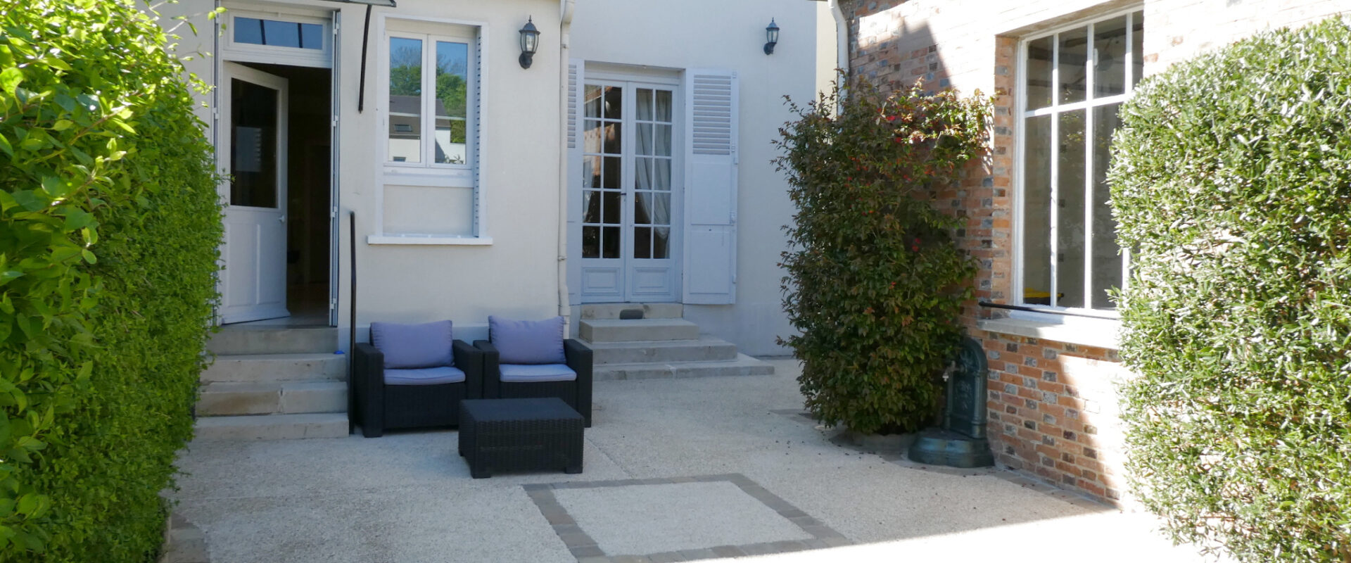 MAISON BOURGEOISE 7 PIÈCES PRINCIPALES A NANGIS (77)