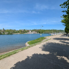 Immeuble de 5 logements + jardin