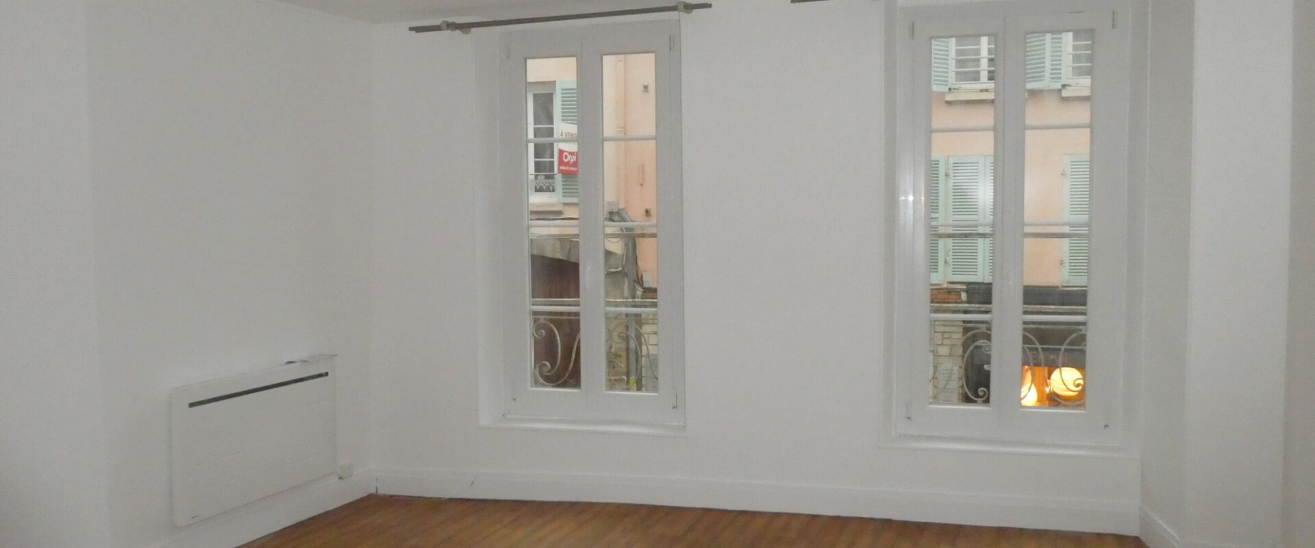APPARTEMENT 2 PIÈCES 37 m2 à Fontainebleau