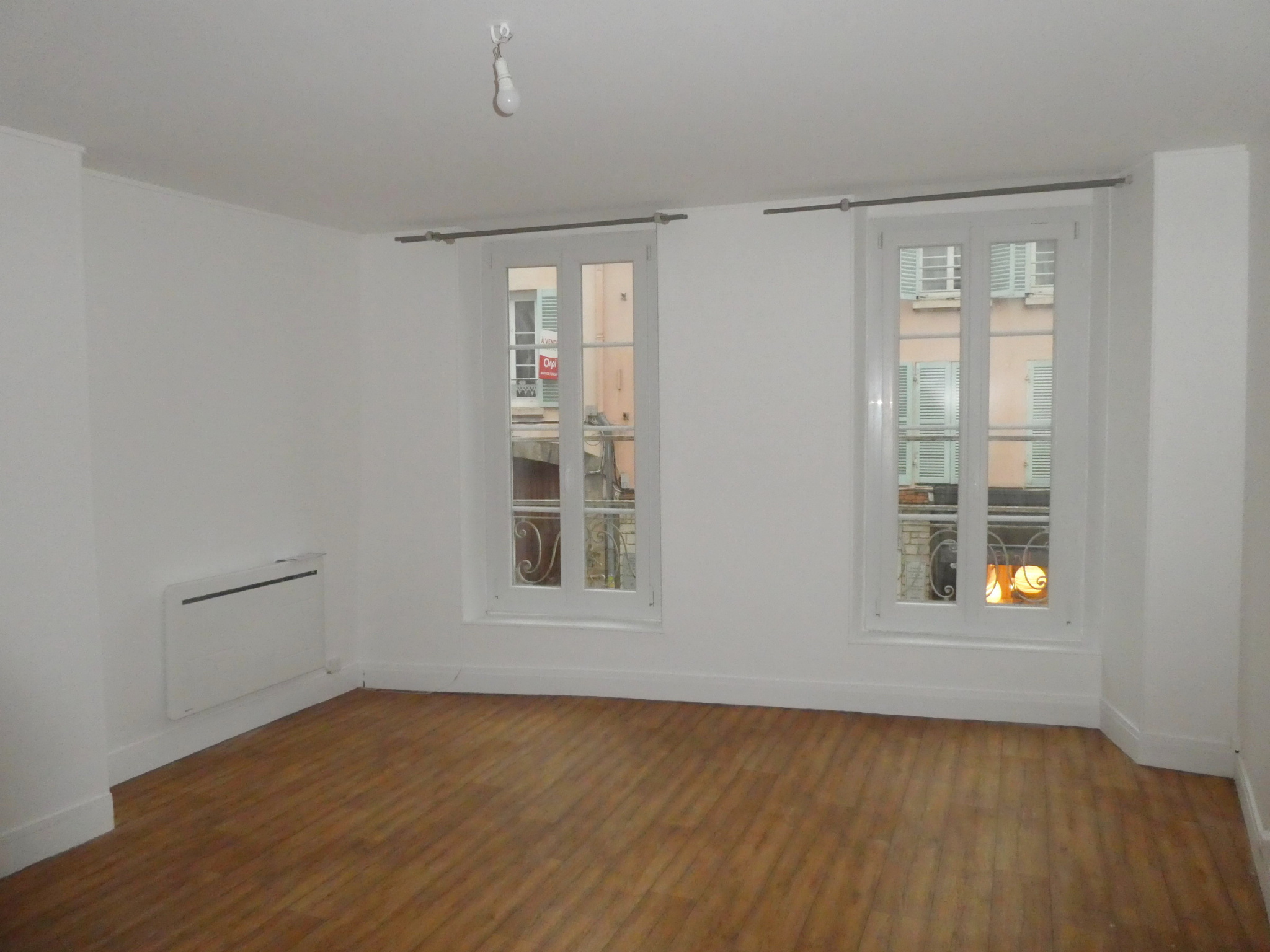 APPARTEMENT 2 PIÈCES 37 m2 à Fontainebleau