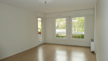 Appartement 3 pièces avec balcon et parking, en résidence