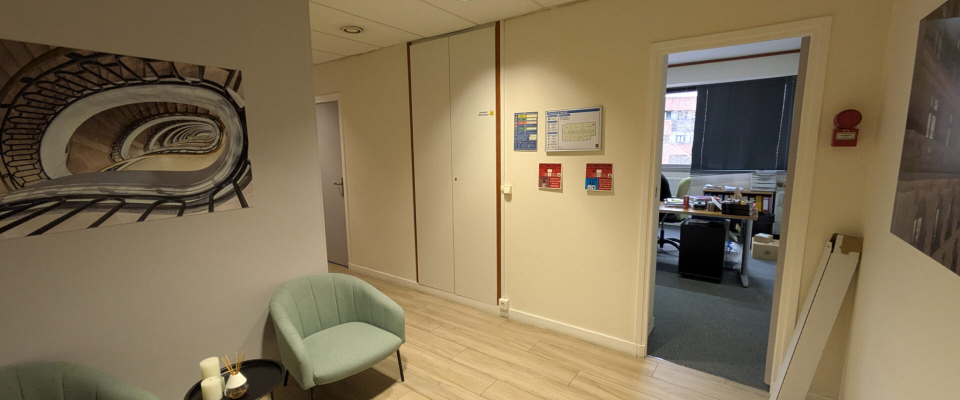 BUREAUX VENDU VIDE