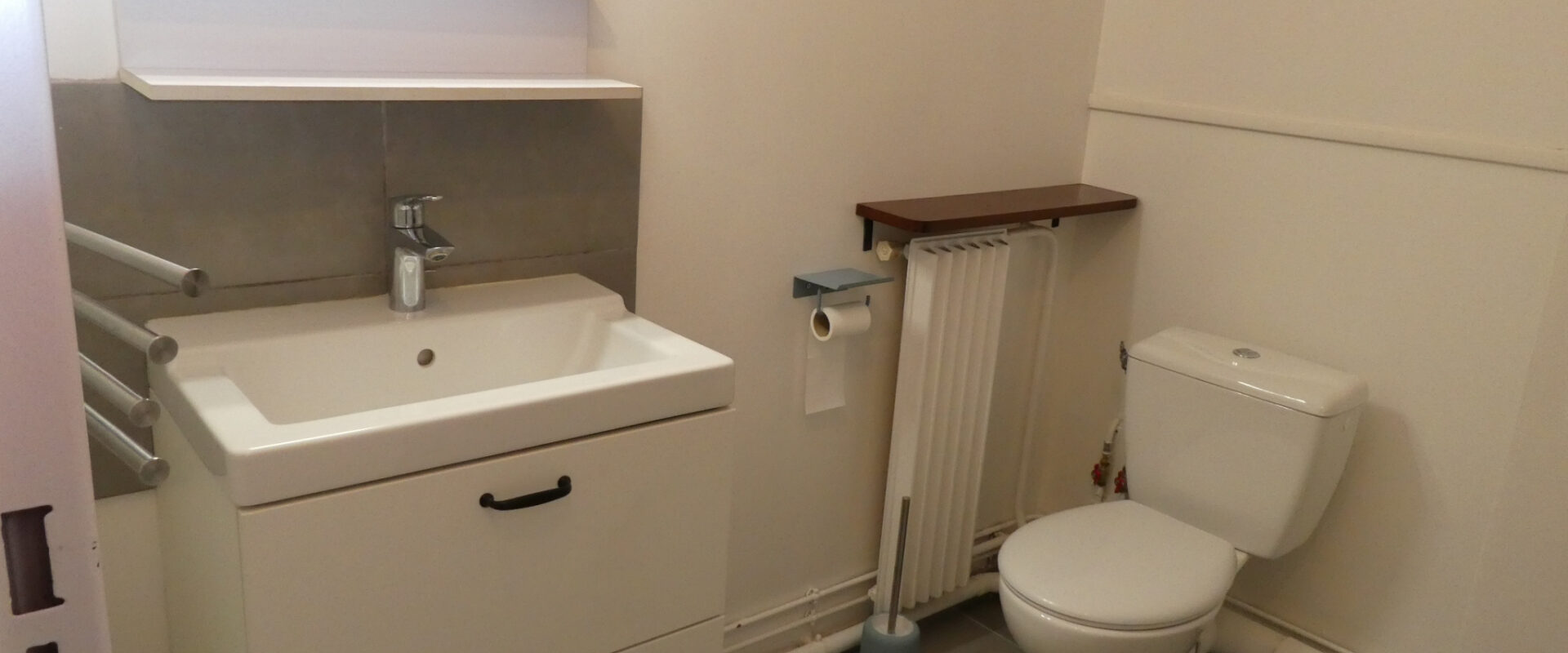 STUDIO SPACIEUX EN RÉSIDENCE