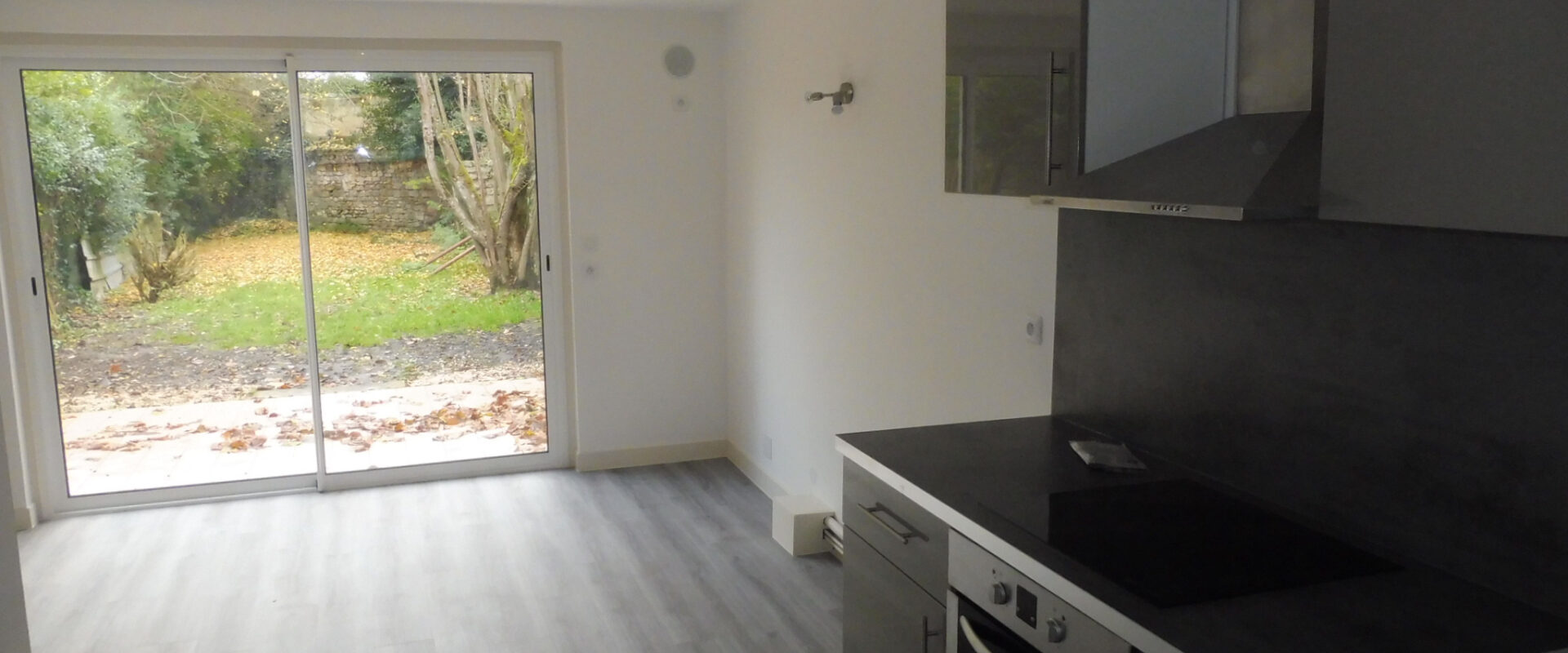 APPARTEMENT 2 PIÈCES 35 m2 avec jardin