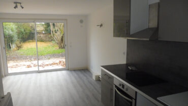 APPARTEMENT 2 PIÈCES 35 m2 avec jardin