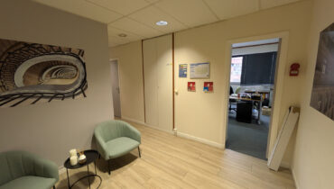 BUREAUX VENDU VIDE