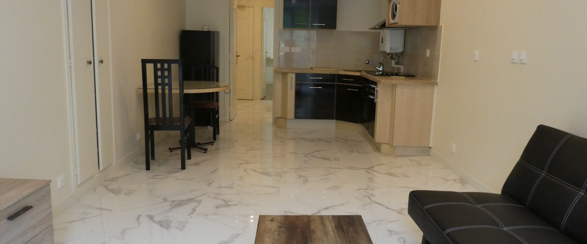 APPARTEMENT 2 PIÈCES MEUBLÉ
