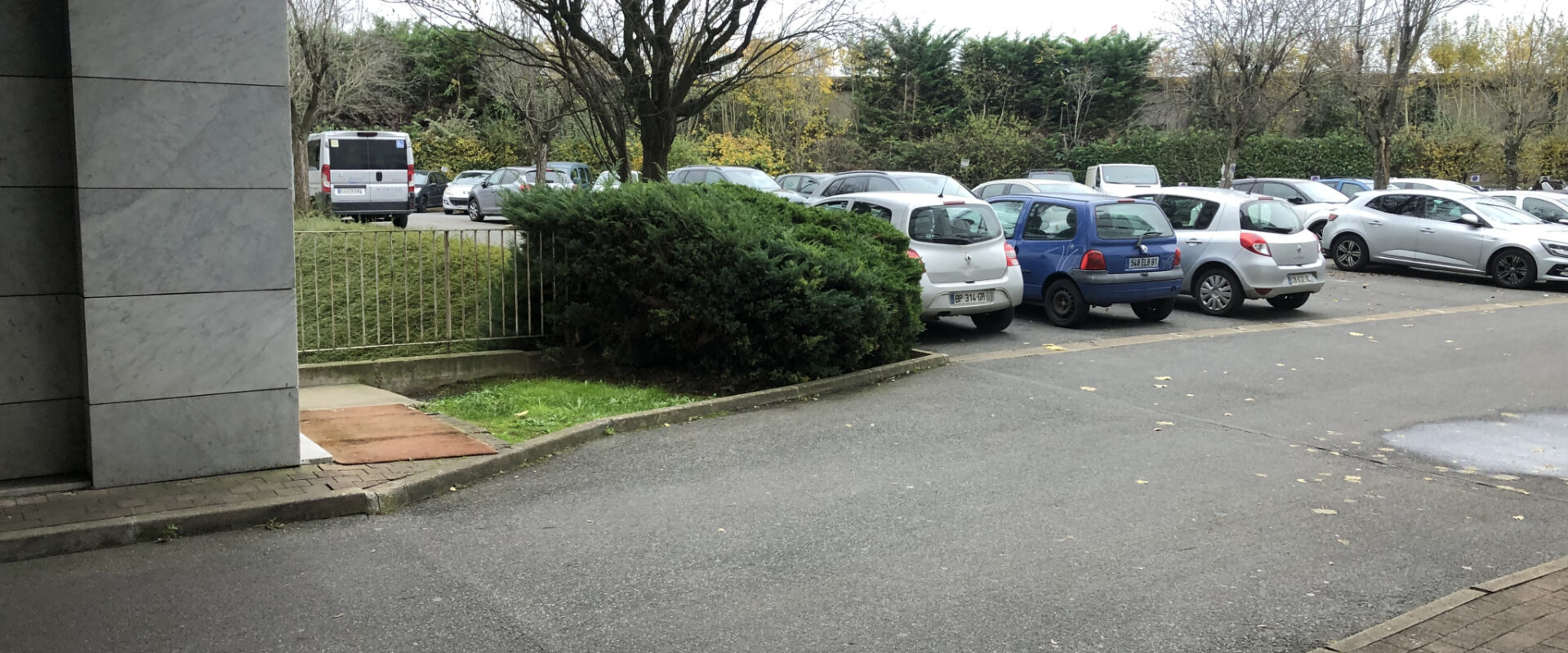 BUREAUX VENDU VIDE