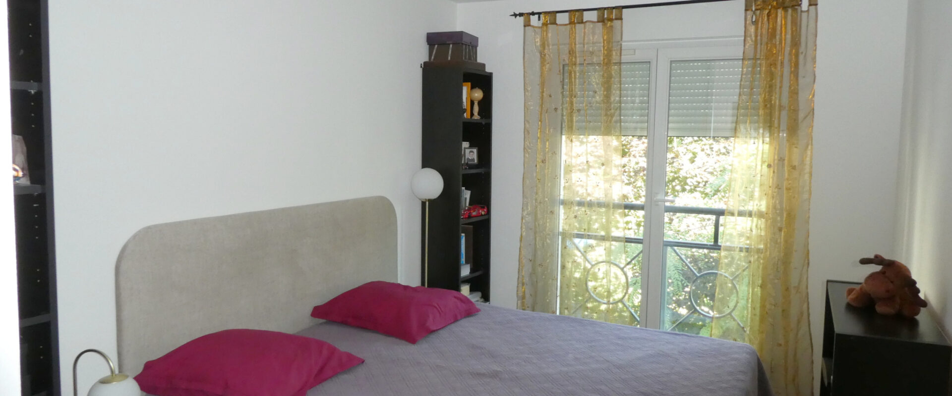 Appartement 4 pièces en résidence, avec parkings