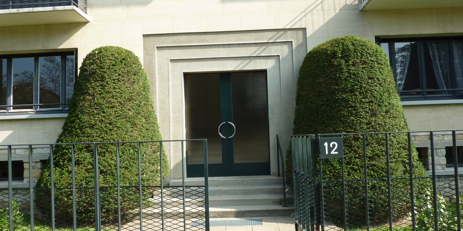 Appartement 2 pièces 54 m2 avec terrasse et parking