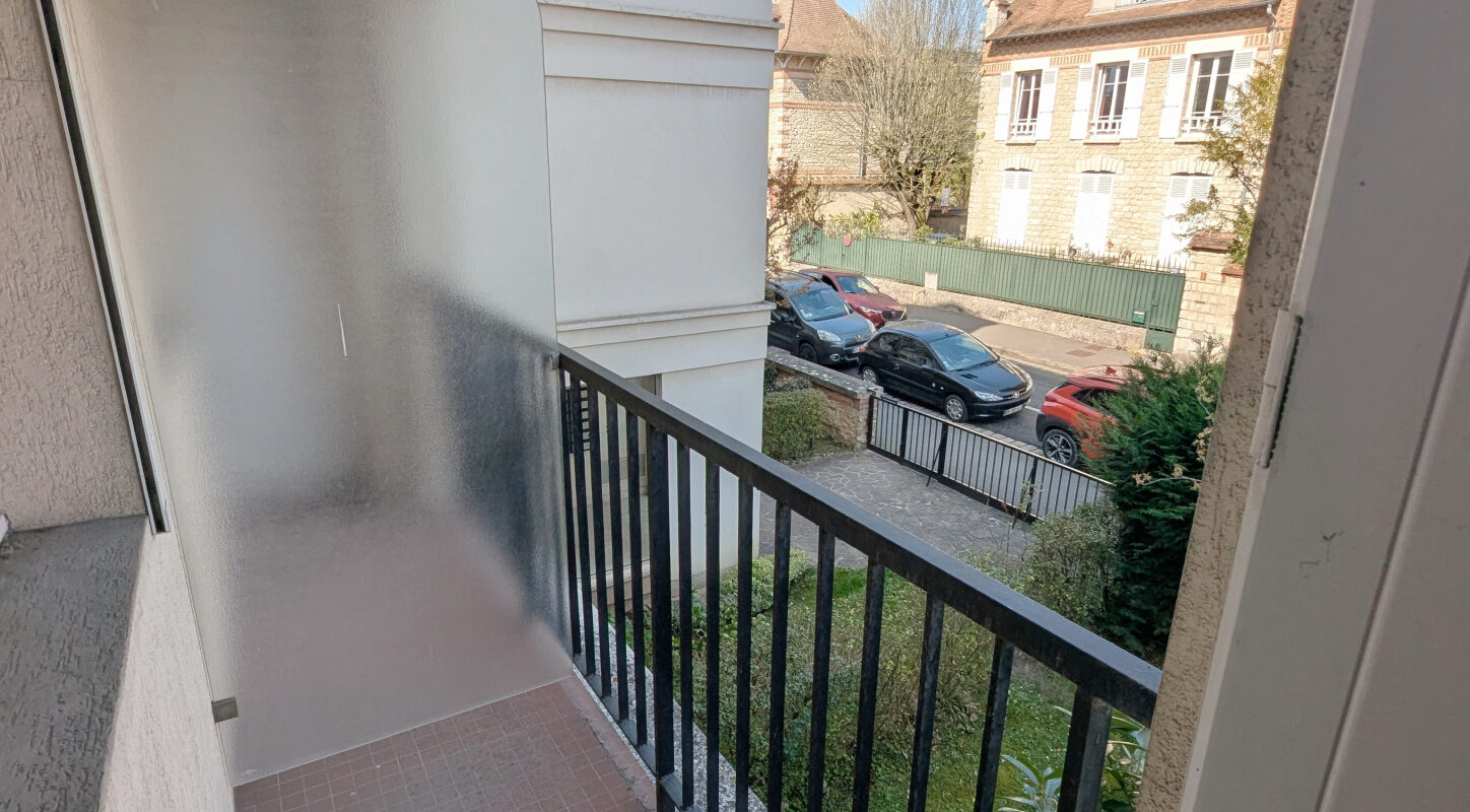 STUDIO EN RÉSIDENCE AVEC GARAGE