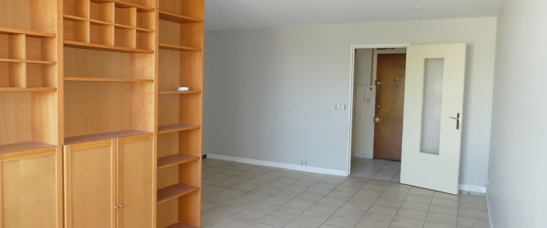 APPARTEMENT 2 PIÈCES 44 m2 avec parking