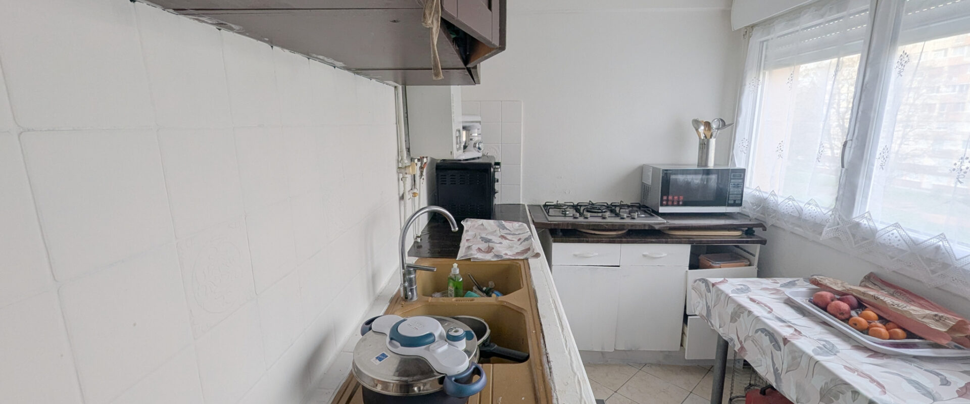 VENDU LOUÉ ! Pour investisseur, appartement 4 pièces et 64 m2.