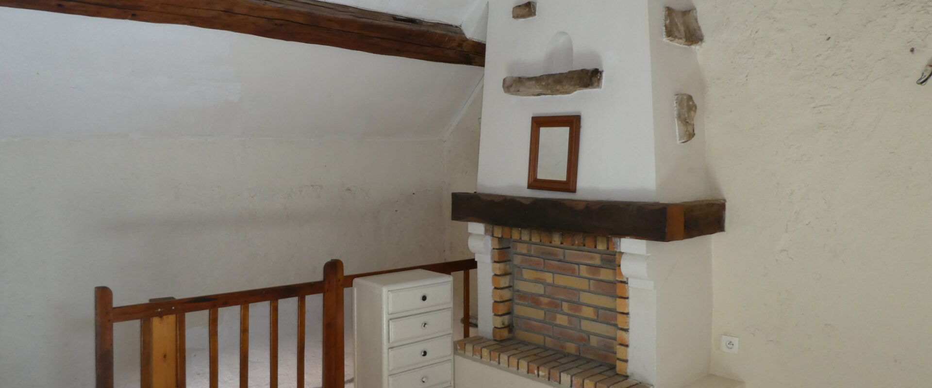 SOUS OFFRE. MAISON DE VILLE A FONTAINEBLEAU