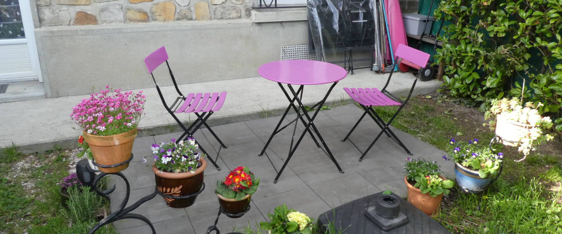 APPARTEMENT 2 PIÈCES MEUBLÉ 35 m2 avec jardin
