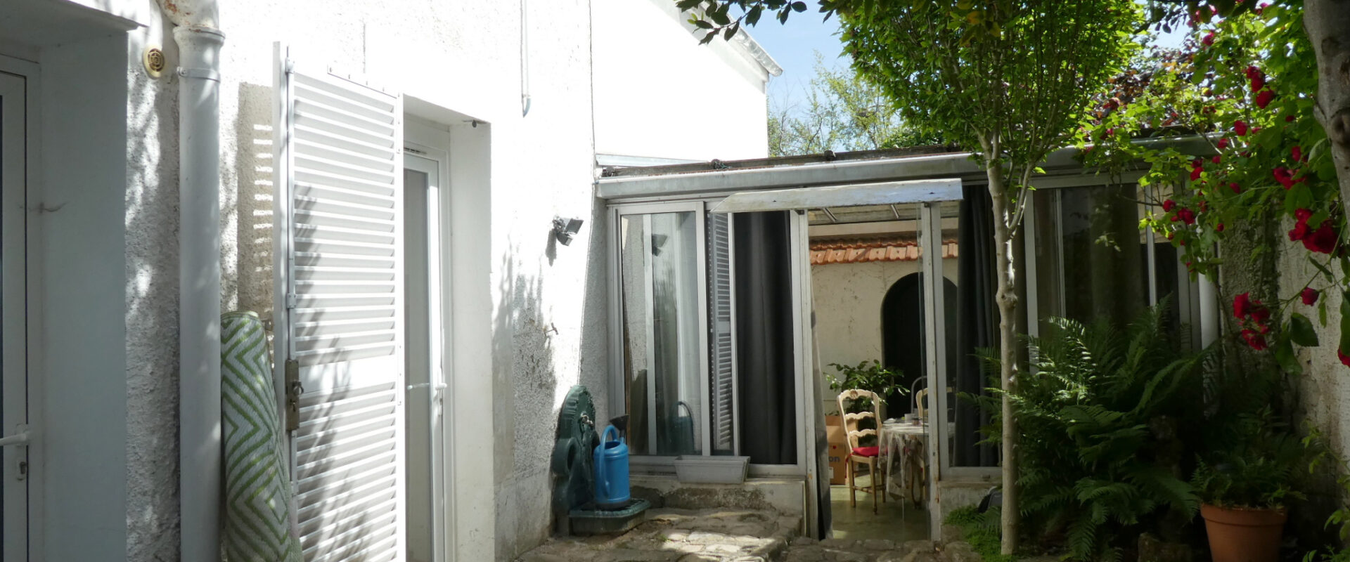 SOUS OFFRE. MAISON DE VILLE A FONTAINEBLEAU