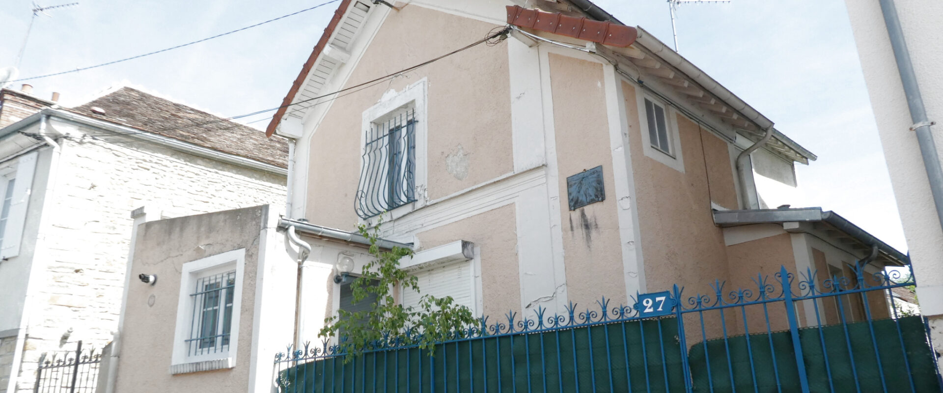 SOUS OFFRE. MAISON DE VILLE A FONTAINEBLEAU