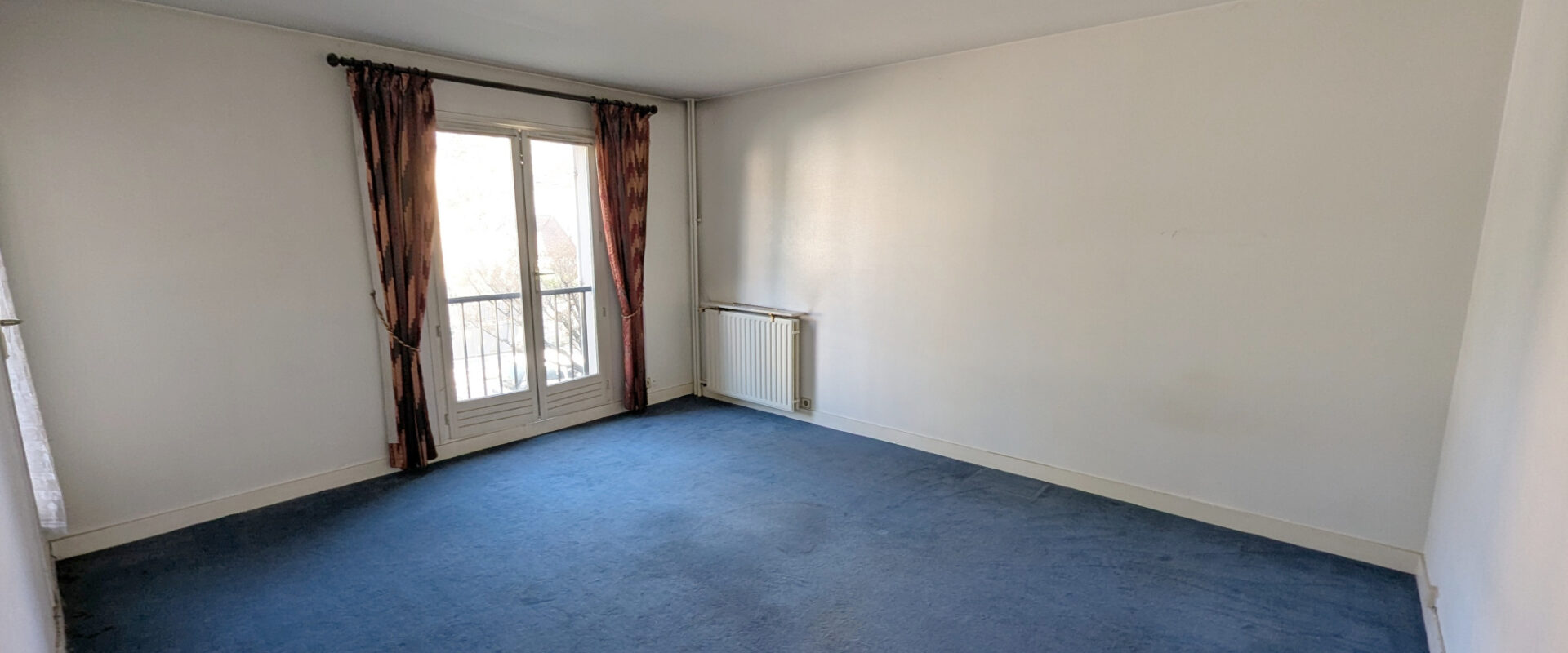 STUDIO EN RÉSIDENCE AVEC GARAGE